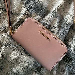 Michael Kors wallet/wristlet